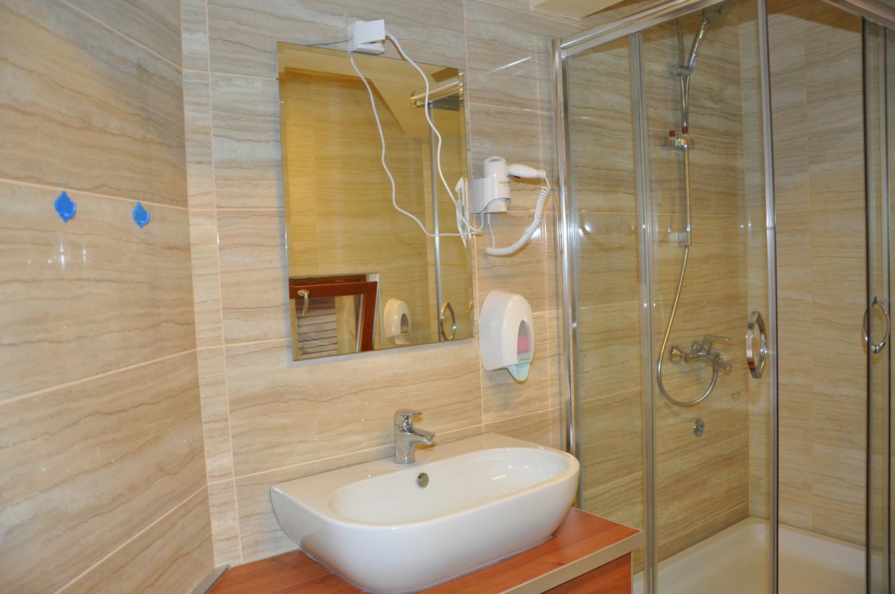 Motel Tara Mb Thurdevica Tara Exteriör bild